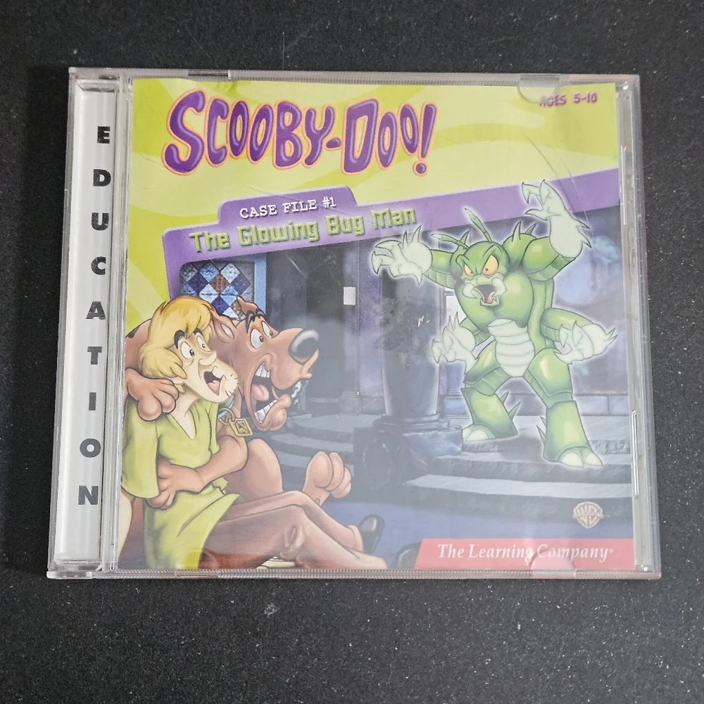 Scooby Doo! Case File #1: The Glowing Bug Man CD-Rom PC Game 2002